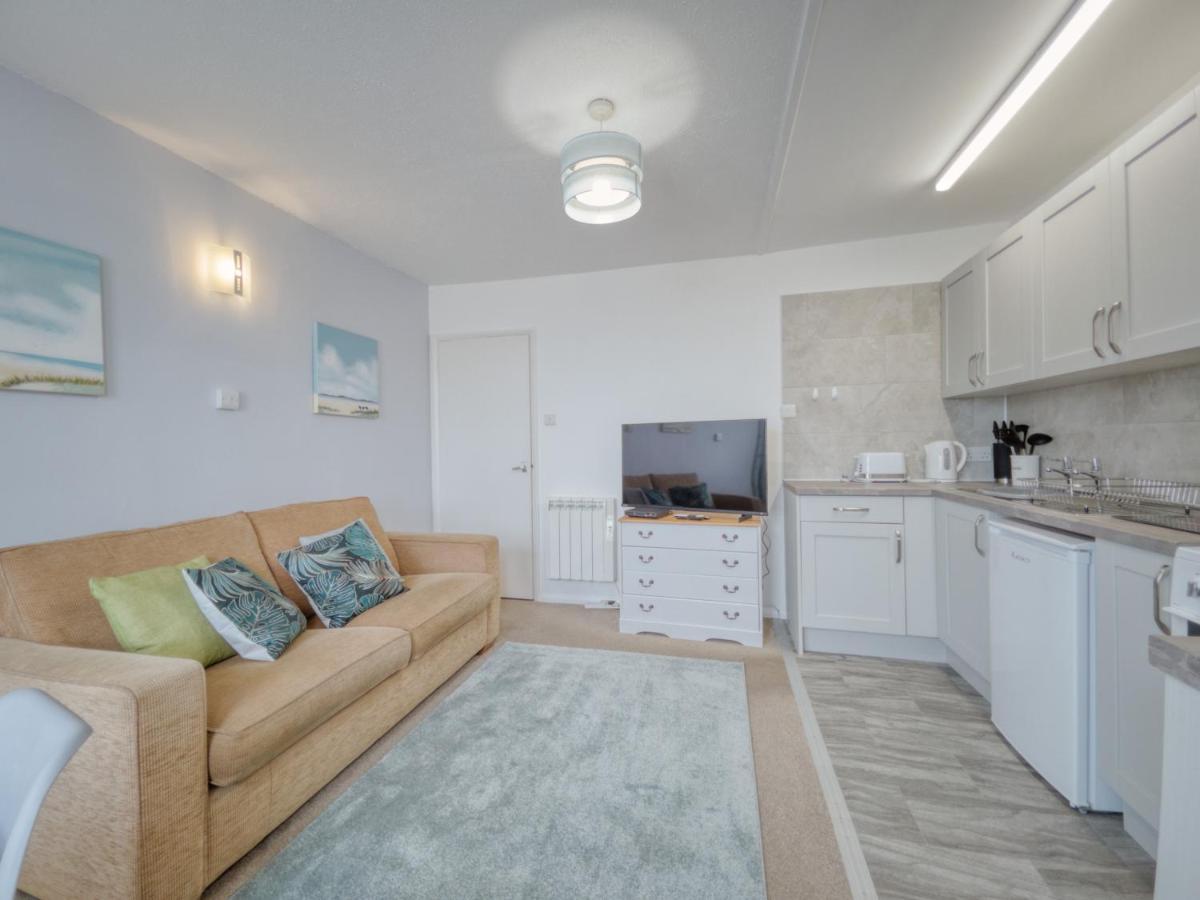 Apartment 7 - 1 Bedroom Sea Front Location - Step Free Access From Rear - Free Parking Paignton Extérieur photo