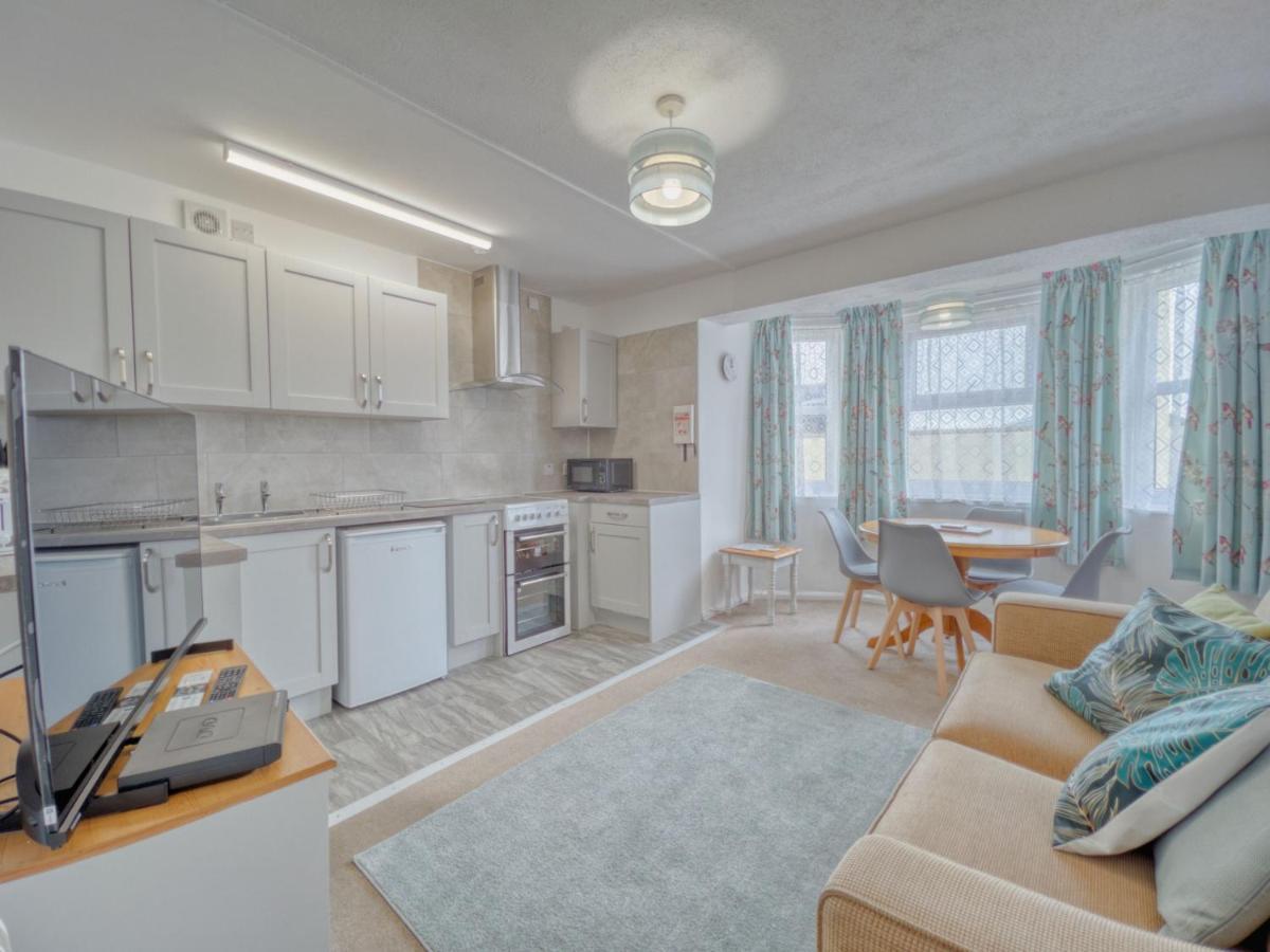 Apartment 7 - 1 Bedroom Sea Front Location - Step Free Access From Rear - Free Parking Paignton Extérieur photo