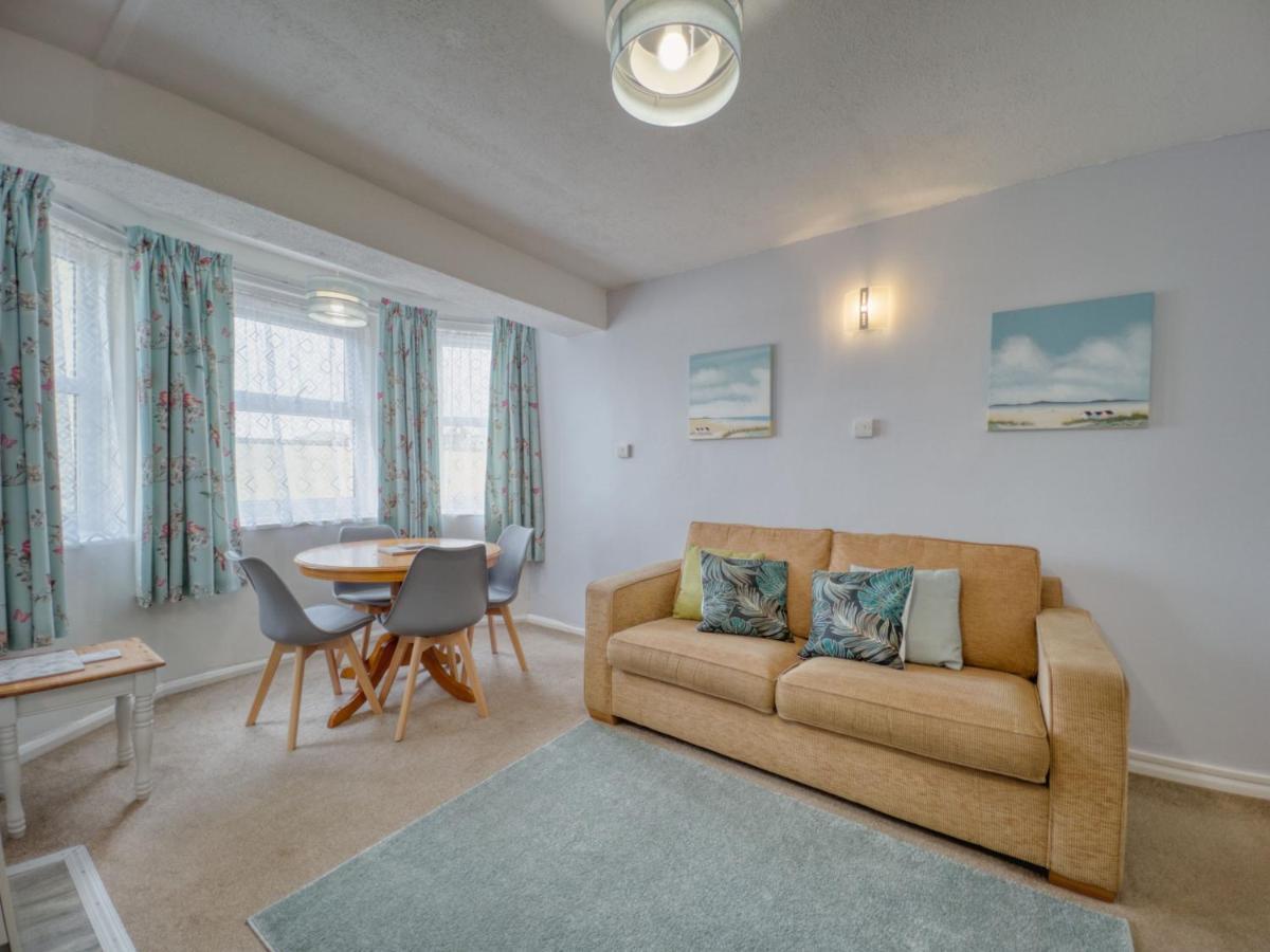 Apartment 7 - 1 Bedroom Sea Front Location - Step Free Access From Rear - Free Parking Paignton Extérieur photo